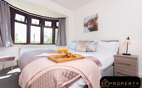 H C Property - Mountford - Contractors, Families And Couples Welcome